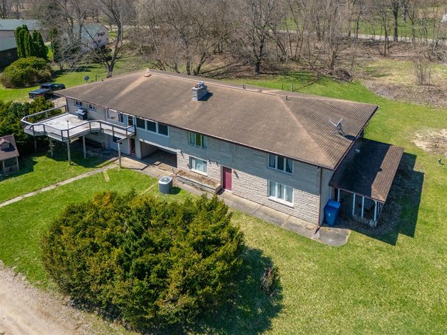 117 4th Street, Plainwell, MI 49080