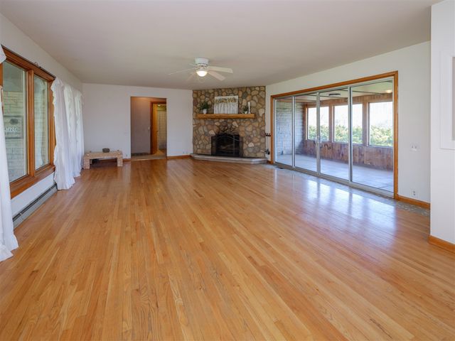 117 4th Street, Plainwell, MI 49080