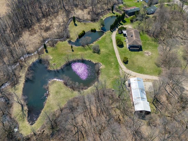 117 4th Street, Plainwell, MI 49080