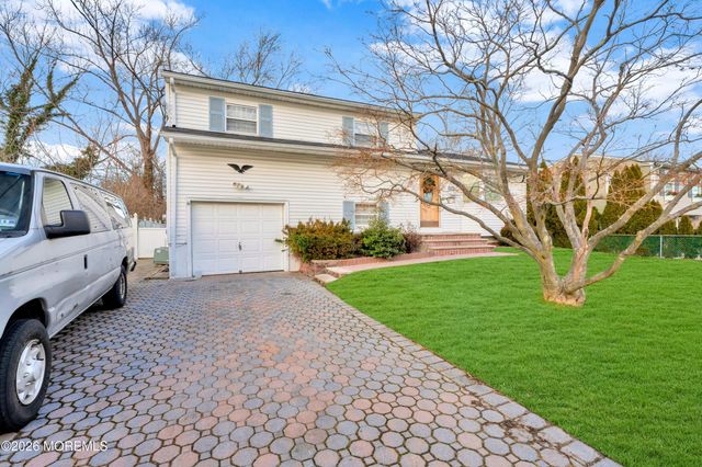 1121 Darlene Avenue, Ocean Twp, NJ 07712