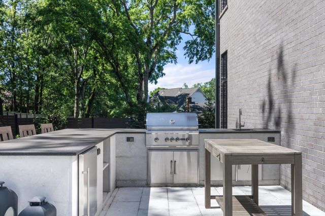 3706 Benham Ave, Nashville, TN 37215