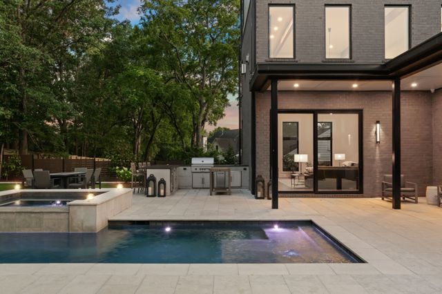 3706 Benham Ave, Nashville, TN 37215