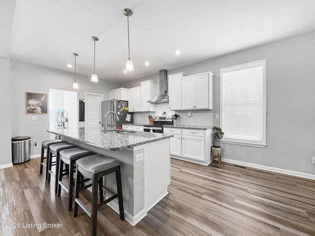 152 Goldeneye Ct, Shepherdsville, KY 40165