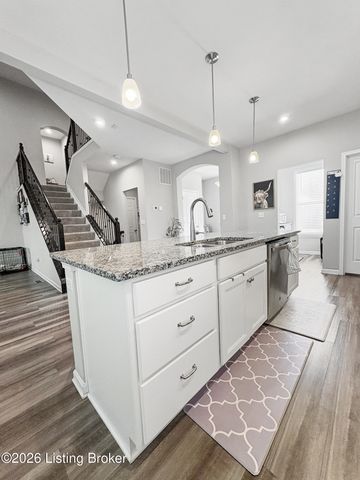 152 Goldeneye Ct, Shepherdsville, KY 40165