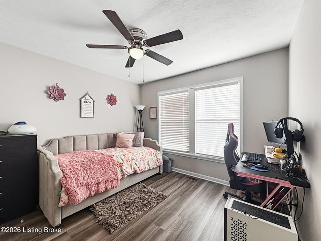 152 Goldeneye Ct, Shepherdsville, KY 40165