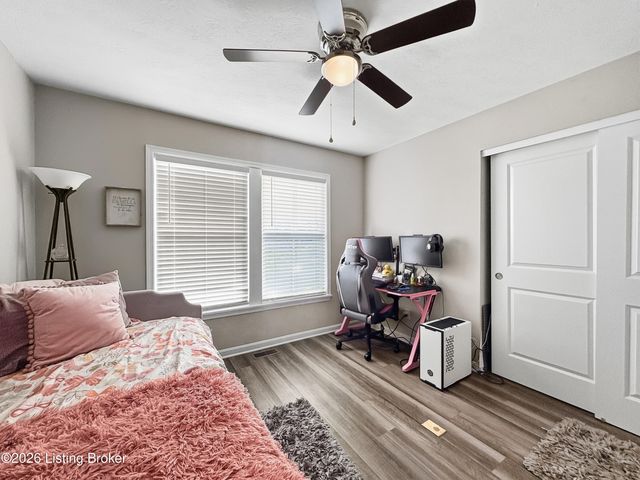 152 Goldeneye Ct, Shepherdsville, KY 40165