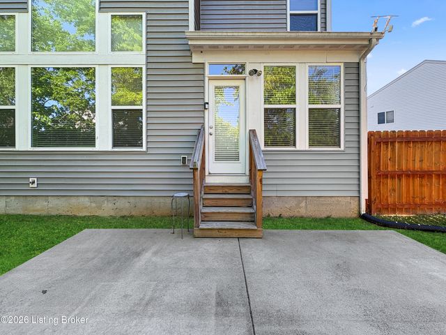 152 Goldeneye Ct, Shepherdsville, KY 40165