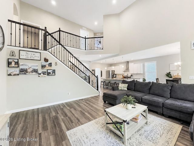 152 Goldeneye Ct, Shepherdsville, KY 40165