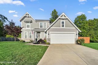 152 Goldeneye Ct, Shepherdsville, KY 40165