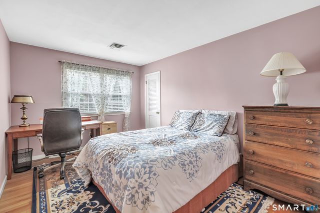 460 Stonehouse Road, Trumbull, CT 06611