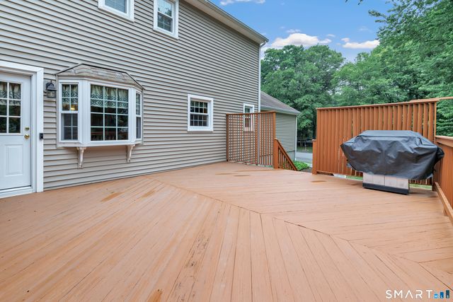 460 Stonehouse Road, Trumbull, CT 06611