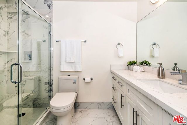 1237 S Holt Avenue 303, Los Angeles, CA 90035