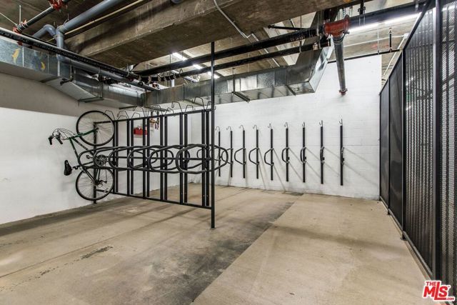 1237 S Holt Avenue 303, Los Angeles, CA 90035