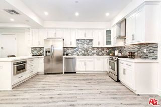 1237 S Holt Avenue 303, Los Angeles, CA 90035