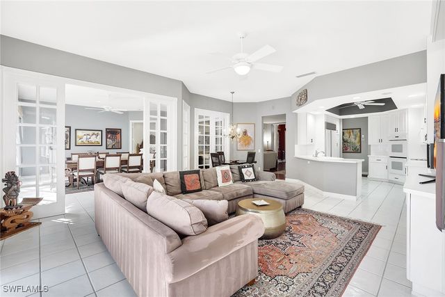 3394 Cerrito CT, Naples, FL 34109