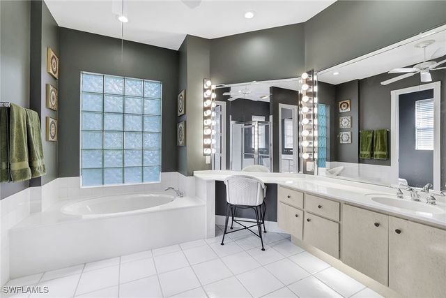 3394 Cerrito CT, Naples, FL 34109