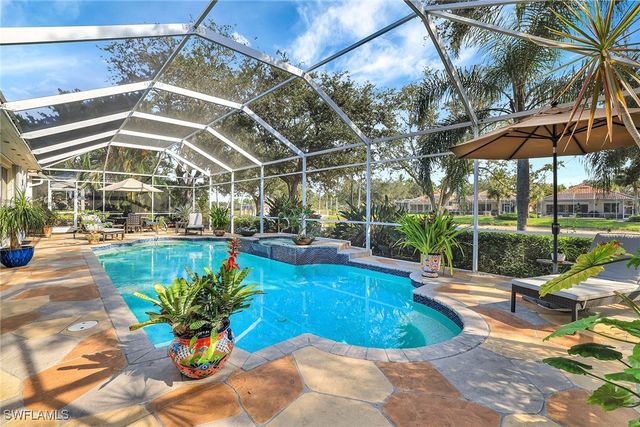 3394 Cerrito CT, Naples, FL 34109