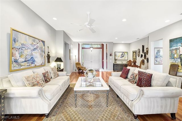 3394 Cerrito CT, Naples, FL 34109