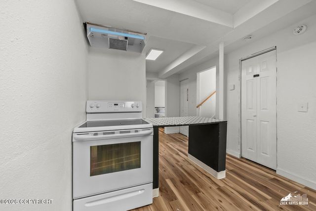 354 Pine Street, Anchorage, AK 99508