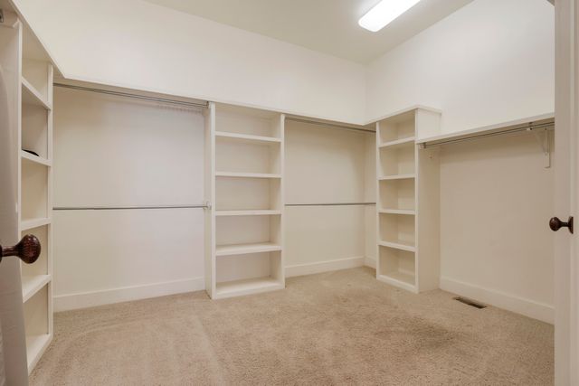 2373 Melody Point Circle, Grove, OK 74344