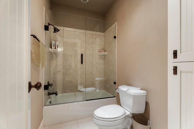 2373 Melody Point Circle, Grove, OK 74344