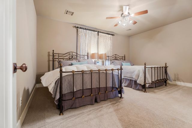 2373 Melody Point Circle, Grove, OK 74344