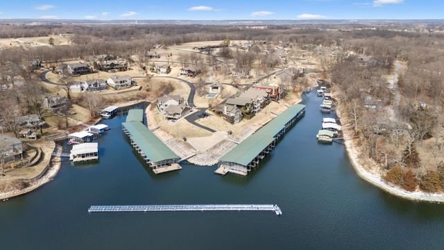 2373 Melody Point Circle, Grove, OK 74344