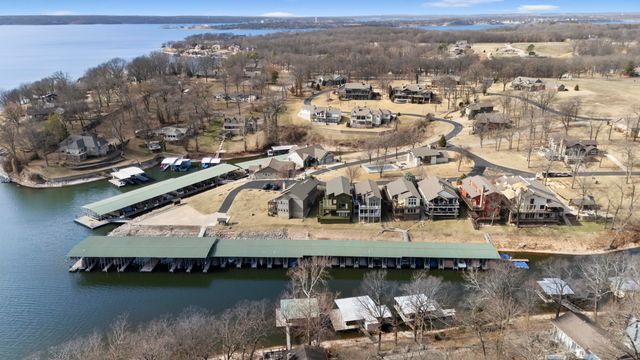 2373 Melody Point Circle, Grove, OK 74344