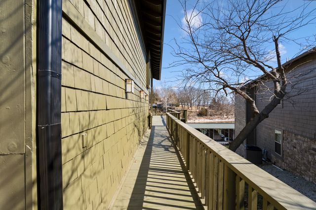 2373 Melody Point Circle, Grove, OK 74344