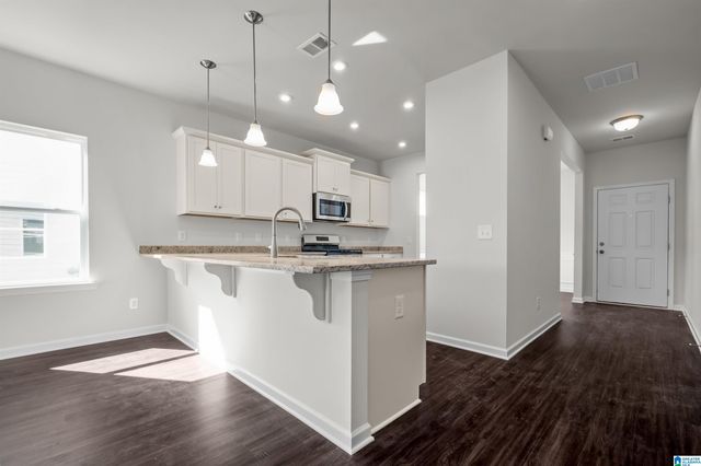 2044 VALLEY RUN, Leeds, AL 35094