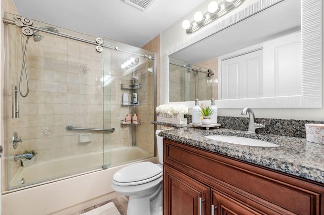 2502 SE Anchorage Cv Apt E-3, Port St Lucie, FL 34952