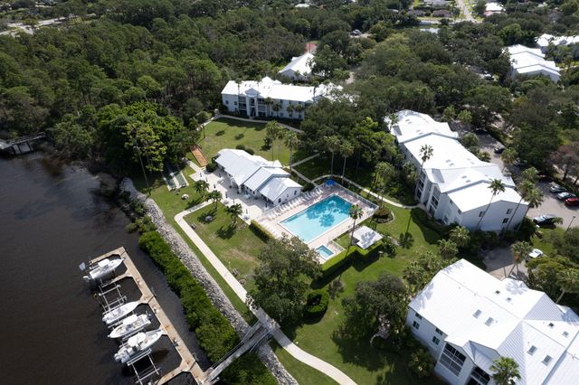 2502 SE Anchorage Cv Apt E-3, Port St Lucie, FL 34952