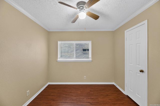 8626 Park Olympia, Universal City, TX 78148