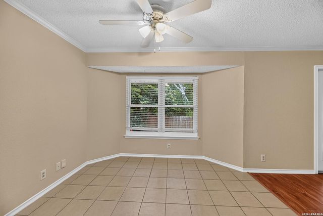 8626 Park Olympia, Universal City, TX 78148