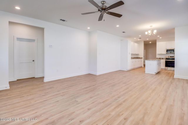 13451 Mary Avenue, Gulfport, MS 39503