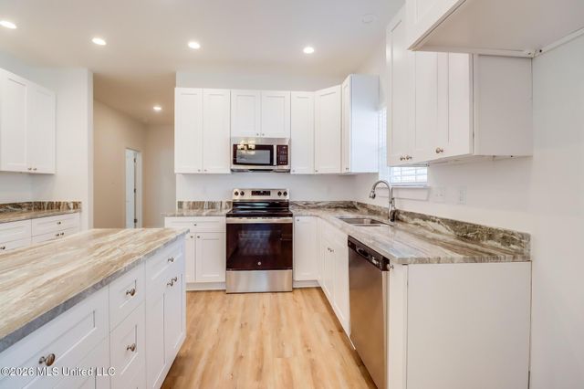 13451 Mary Avenue, Gulfport, MS 39503