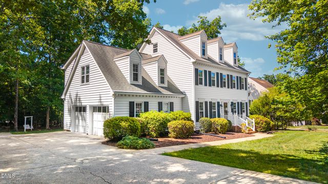 712 Flagstone Way, Durham, NC 27712