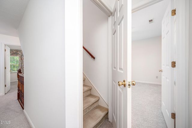 712 Flagstone Way, Durham, NC 27712