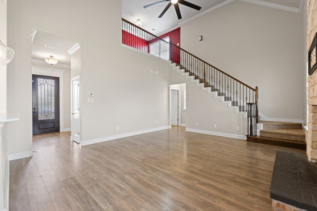 906 Bent Wood Lane, Cleburne, TX 76033