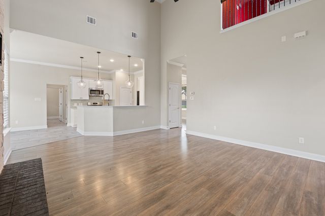 906 Bent Wood Lane, Cleburne, TX 76033
