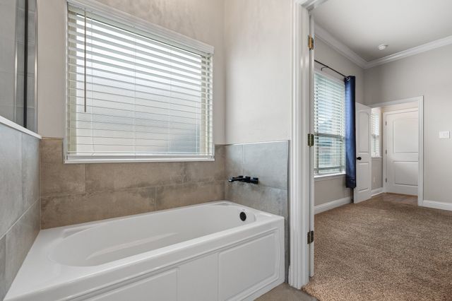 906 Bent Wood Lane, Cleburne, TX 76033