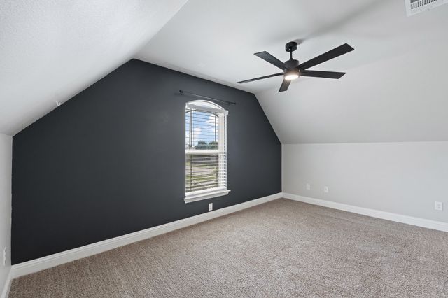906 Bent Wood Lane, Cleburne, TX 76033
