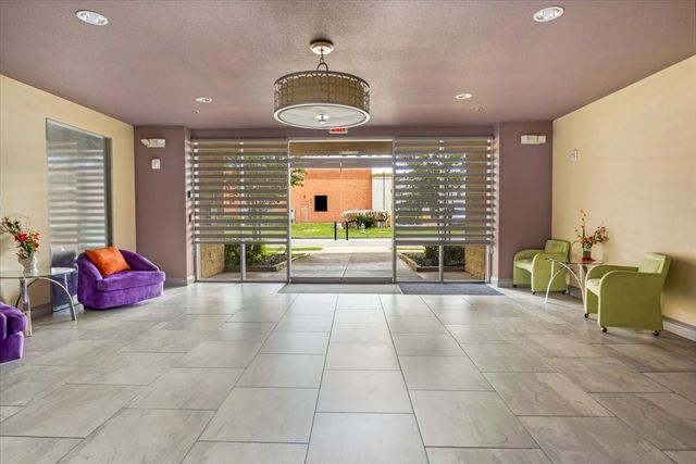 1100 W Trinity Mills Road 2046 -2nd Floor, Carrollton, TX 75006