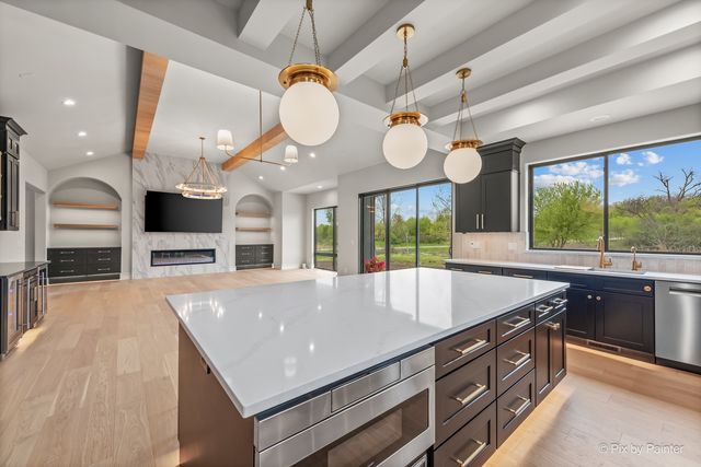 4311 Red Tail Lane, Johnsburg, IL 60051