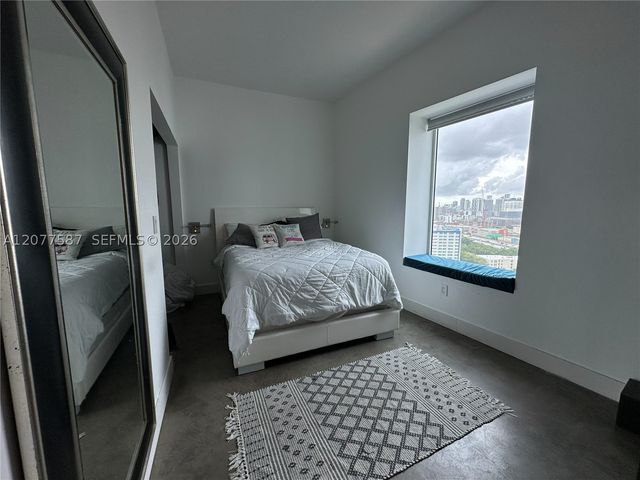 10 SW South River Dr PH102, Miami, FL 33130