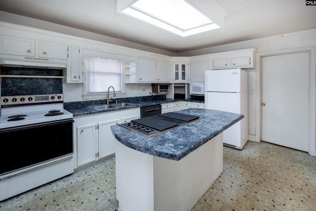 215 Castle Drive, West Columbia, SC 29169