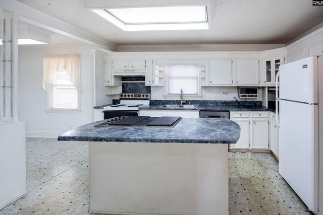 215 Castle Drive, West Columbia, SC 29169