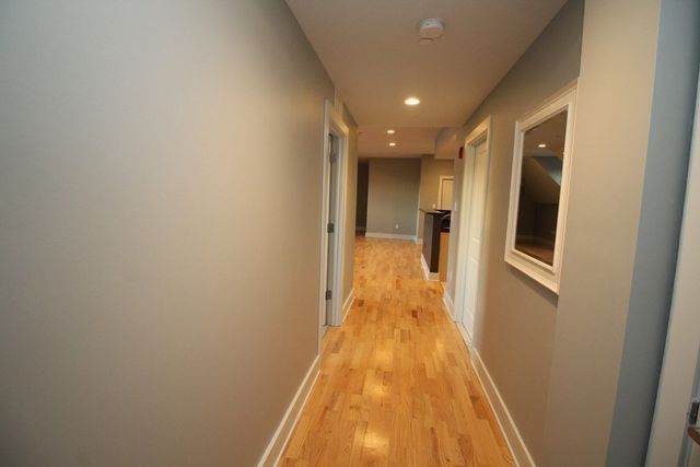 1 Powder Mill Square 404A, Andover, MA 01810