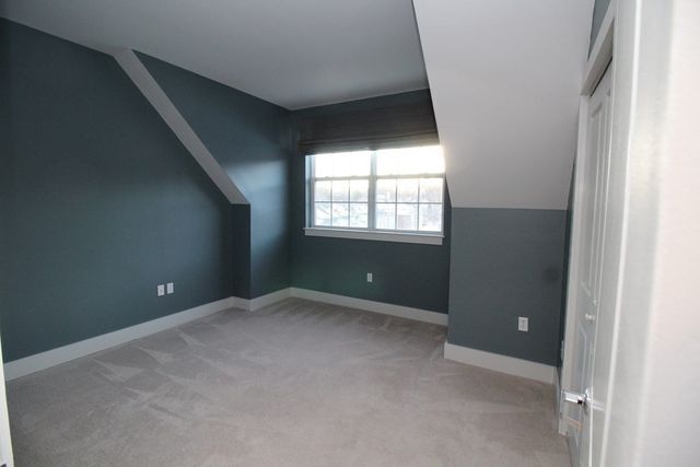 1 Powder Mill Square 404A, Andover, MA 01810