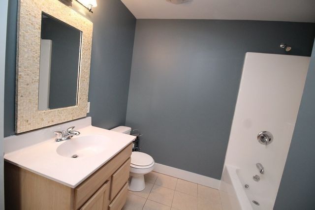 1 Powder Mill Square 404A, Andover, MA 01810